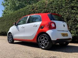 Red Used 2017 Smart ForFour Prime Hatchback | £7,995 (Fair price)