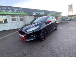 Black Used 2017 Ford Fiesta ST-Line Hatchback | £6,450 (Fair price)