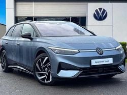 Blue Used 2024 VW ID.7 Pro Estate | £38,490