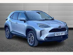 Silver Used 2025 Toyota Yaris Cross SUV | £28,499 (Fair price)