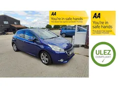 Blue Used 2015 Peugeot 208 Allure Hatchback | £3,799 (Fair price)