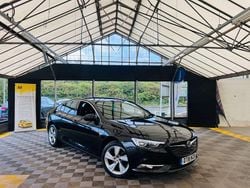 Black Used 2018 Vauxhall Insignia SRi Hatchback | £9,295 (Good price)