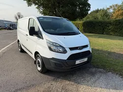 White Used 2017 Ford Transit Custom Van | £5,450 (Good price)