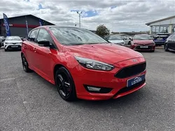 Red Used 2016 Ford Focus Zetec Hatchback | £9,795 (Fair price)
