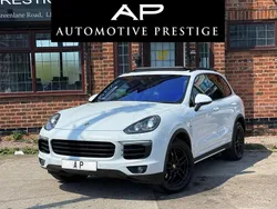 White Used 2016 Porsche Cayenne SUV | £21,250 (Fair price)