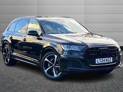Black Used 2024 Audi Q7 S-Line SUV | £45,970 (Fair price)