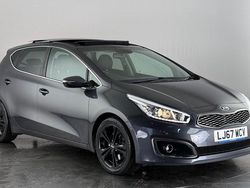 Silver Used 2016 Kia Ceed 4 Hatchback | £8,600 (Fair price)