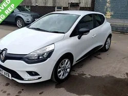 White Used 2017 Renault Clio IV Play Hatchback | £8,475 (Fair price)
