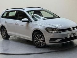 Silver Used 2017 VW Golf VII SE Estate | £9,495 (Fair price)