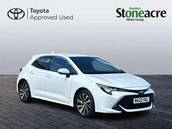 White Used 2022 Toyota Corolla Design Hatchback | £17,500 (Fair price)