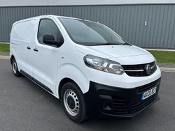 White Used 2020 Vauxhall Vivaro Edition Van | £9,700 (Good price)
