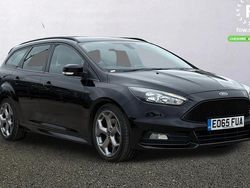 Black Used 2015 Ford Focus ST Estate | £12,199 (Fair price)
