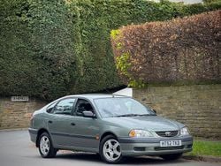 Green Used 2003 Toyota Avensis Hatchback | £1,499 (Fair price)