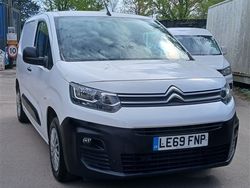 White Used 2020 Citroën Berlingo MPV | £4,995 (Expensive)