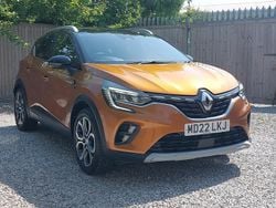 Orange Used 2022 Renault Captur SE SUV | £16,498 (Fair price)