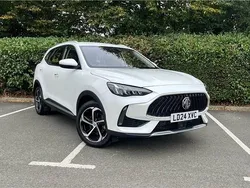 Metallic white pearl Used 2024 MG HS SE SUV | £14,795 (Fair price)