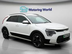 White Used 2022 Kia e-Niro SUV | £19,800