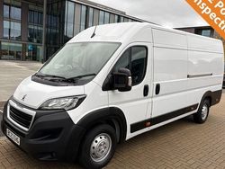 White Used 2023 Peugeot Boxer Premium Van | £16,490 (Fair price)