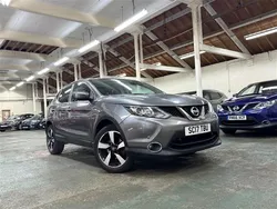 Grey Used 2017 Nissan Qashqai N-Connecta SUV | £8,494 (Good price)