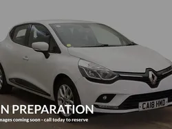 White Used 2018 Renault Clio IV Dynamique Hatchback | £8,580 (Fair price)