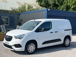 White Used 2019 Vauxhall Combo Sportive MPV | £9,594 (A bit pricey)