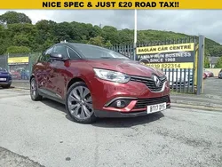 Red Used 2017 Renault Scénic IV Dynamique MPV | £9,495 (A bit pricey)