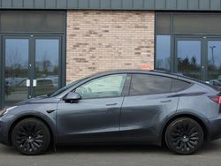 Grey Used 2022 Tesla Model Y Long Range AWD SUV | £25,995 (A bit pricey)