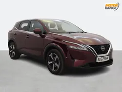 Red Used 2022 Nissan Qashqai N-Connecta SUV | £17,695 (Fair price)