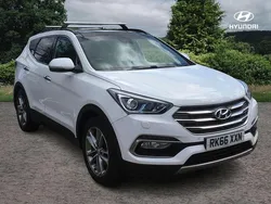 White Used 2016 Hyundai Santa Fe Premium SE SUV | £14,490 (A bit pricey)