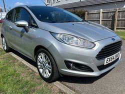 Silver Used 2014 Ford Fiesta Zetec Hatchback | £2,995 (Good price)