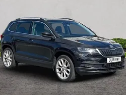 Black magic pearlescent Used 2018 Skoda Karoq SUV | £16,967 (Fair price)