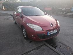 Red Used 2011 Renault Mégane III Dynamique Hatchback | £1,090 (Super price)