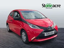 Red Used 2016 Toyota Aygo Hatchback | £5,995 (Fair price)