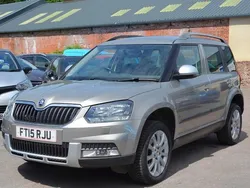 Beige Used 2015 Skoda Yeti SE SUV | £9,495 (Fair price)