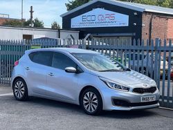 Silver Used 2015 Kia Ceed 3 Hatchback | £3,995 (Fair price)