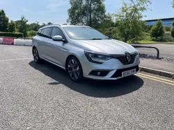 Silver Used 2016 Renault Mégane GrandTour Signature Estate | £7,995 (Fair price)