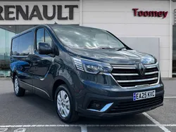 Grey New 2025 Renault Trafic Van | £24,295