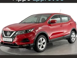 Red Used 2017 Nissan Qashqai Acenta SUV | £9,820 (Good price)
