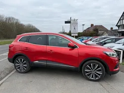 Red Used 2019 Renault Kadjar Iconic SUV | £10,250 (Fair price)