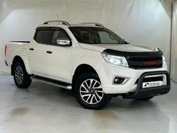 White Used 2017 Nissan Navara S Pickup | £17,058 (Expensive)