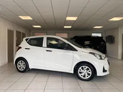 White Used 2017 Hyundai i10 Hatchback | £4,450 (Fair price)