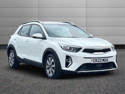 White Used 2023 Kia Stonic 2 SUV | £13,295 (Good price)