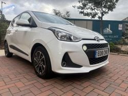 White Used 2018 Hyundai i10 Premium Hatchback | £3,495 (Super price)