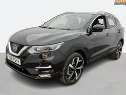 Black Used 2017 Nissan Qashqai Tekna SUV | £10,495 (Fair price)