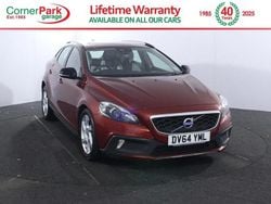 Red Used 2014 Volvo V40 CC Estate | £7,299 (Fair price)