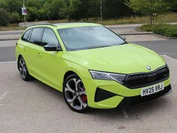 Hyper green Used 2025 Skoda Octavia vRS Estate | £35,900