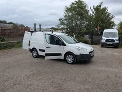 White Used 2013 Peugeot Partner S MPV | £2,795 (Good price)
