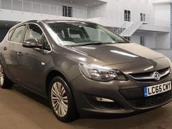 Grey Used 2015 Vauxhall Astra Excite Hatchback | £3,490 (Super price)