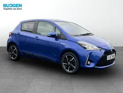 Blue Used 2017 Toyota Yaris Hybrid Design Hatchback | £11,491 (Fair price)