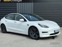 White Used 2020 Tesla Model 3 Standard Range Sedan | £17,295 (Fair price)